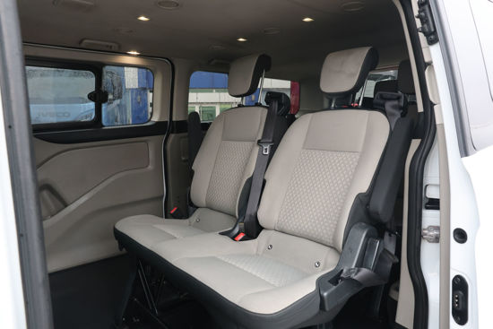 2018 MODEL TOURNEO CUSTOM 2.0 ECOBLUE 320 L 8+1 TİTANİUM 170 Hp A/C A/T (OTOMOBİL RUHSATLI)