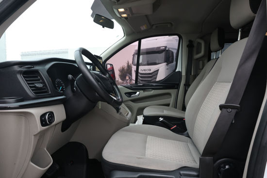 2018 MODEL TOURNEO CUSTOM 2.0 ECOBLUE 320 L 8+1 TİTANİUM 170 Hp A/C A/T (OTOMOBİL RUHSATLI)