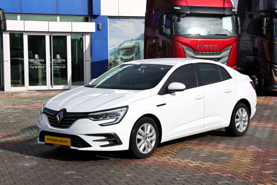2022 MODEL RENAULT MEGANE SEDAN 1.3 JOY TCE EDC 140 Hp
