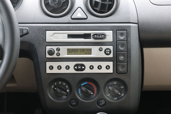 2004 MODEL FORD ﻿FİESTA 1.4 TDCİ COMFORT 70 Hp A/C A/T