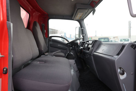 2012 MODEL ISUZU NPR 8 LONG ÇİFT YÖN KAYAR PERDELİ MEŞRUBAT KASALI KAMYON