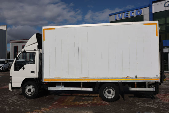 2008 MODEL ISUZU NPR POLYESTER KASALI LİFLİ KAMYON