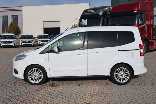 2023 MODEL FORD TOURNEO COURIER KOMBİ 1.0 ECOBOOST TİTANIUM 100 Hp