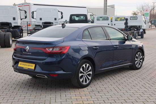 2023 MODEL RENAULT MEGANE SEDAN 1.3 ICON TCE EDC 140 Hp