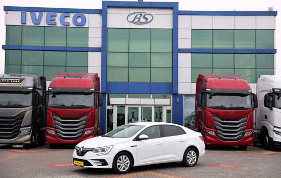 2022 MODEL RENAULT MEGANE SEDAN 1.3 JOY TCE EDC 140 Hp