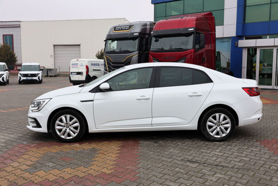 2022 MODEL RENAULT MEGANE SEDAN 1.3 JOY TCE EDC 140 Hp