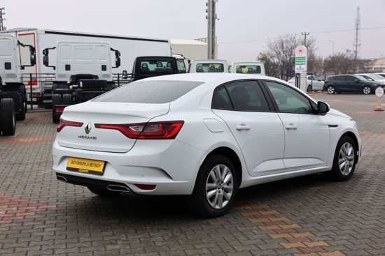 2022 MODEL RENAULT MEGANE SEDAN 1.3 JOY TCE EDC 140 Hp
