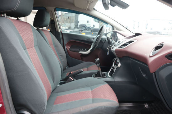 2010 MODEL FORD FİESTA TİTANİUM 1.4 TDCI 96 Hp