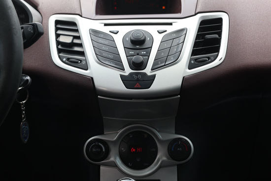 2010 MODEL FORD FİESTA TİTANİUM 1.4 TDCI 96 Hp