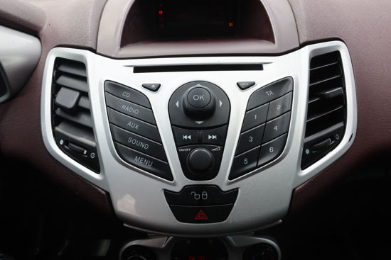 2010 MODEL FORD FİESTA TİTANİUM 1.4 TDCI 96 Hp