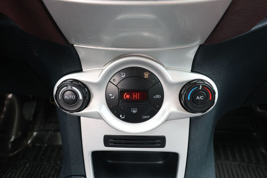 2010 MODEL FORD FİESTA TİTANİUM 1.4 TDCI 96 Hp