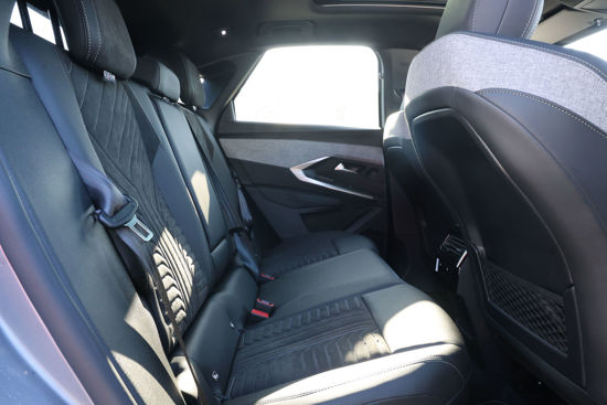 2025 MODEL PEGEUOT 3008 GT 1.2 HYBRID 145 Hp