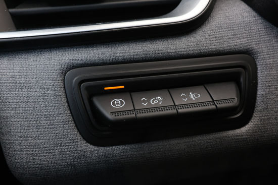 2025 MODEL RENAULT CLİO EVOLUTİON 1.0 TCE X-TRONİC 90 HP