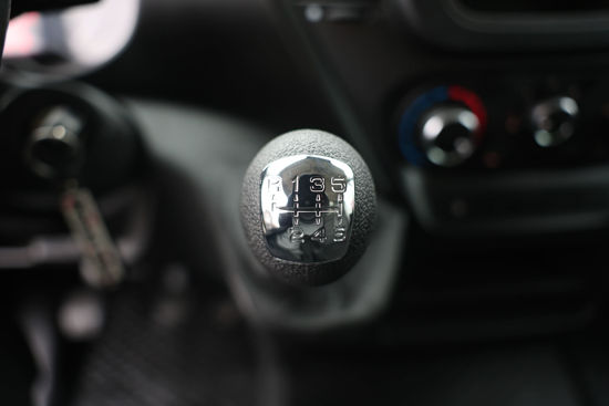 2015 MODEL DAİLY 35 C 15 4100 KAPALI POLYESTER KASA KAMYONET