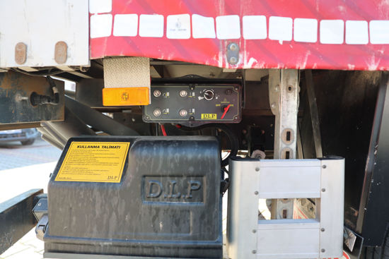 2025 MODEL NPR 3D ÇİFT YÖN KAYAR PERDELİ MEŞRUBAT KASALI LİFLİ KAMYON