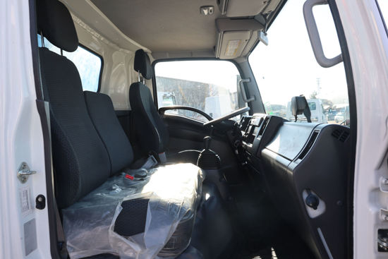 2025 MODEL NPR 3D ÇİFT YÖN KAYAR PERDELİ MEŞRUBAT KASALI LİFLİ KAMYON