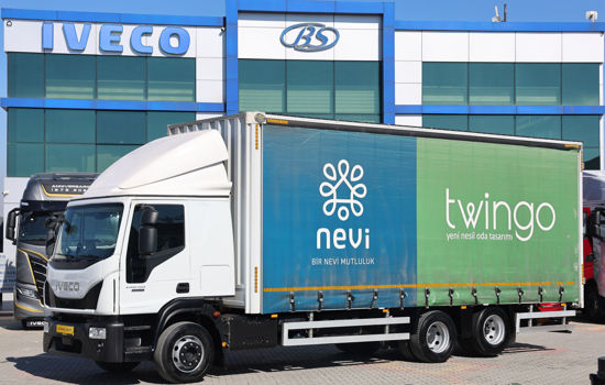 2025 MODEL IVECO EURO CARGO 160 E 32 KAYAR PERDELİ BRANDALI KAPALI KASA YATAKLI KAMYON