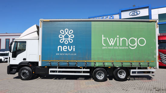 2025 MODEL IVECO EURO CARGO 160 E 32 KAYAR PERDELİ BRANDALI KAPALI KASA YATAKLI KAMYON