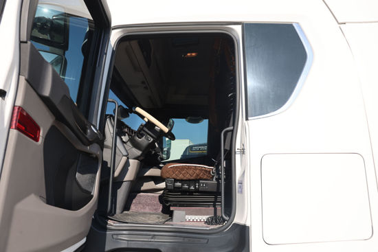 2023 MODEL SCANIA R 560 4X2 DYNAMIC ÇEKİCİ