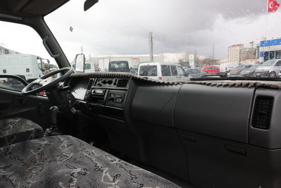 1999 MODEL MITHSUBISHI CANTER FE 659 E KAPALI POLYESTER KASALI SAĞ YAN BRANDALI LİFLİ KAMYON