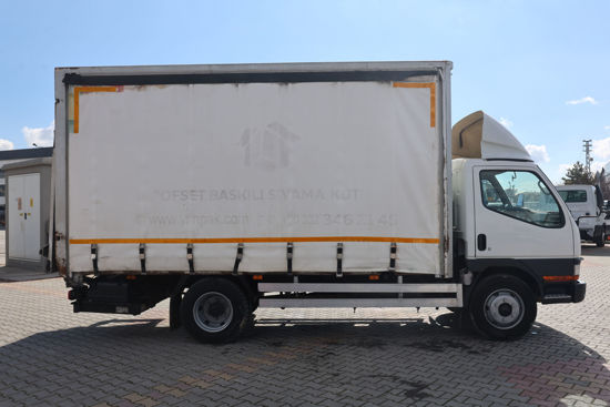 1999 MODEL MITHSUBISHI CANTER FE 659 E KAPALI POLYESTER KASALI SAĞ YAN BRANDALI LİFLİ KAMYON