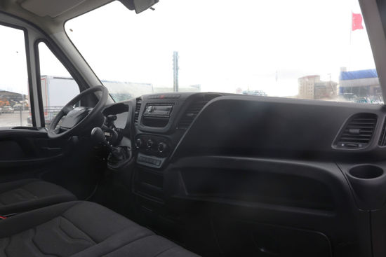 2015 MODEL DAİLY 35 C 15 4100 KAPALI POLYESTER KASA KAMYONET