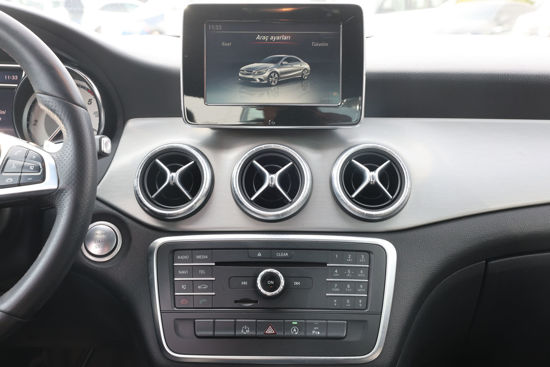 2015﻿ MODEL MERCEDES-BENZ CLA 180 1.5 CDI AMG