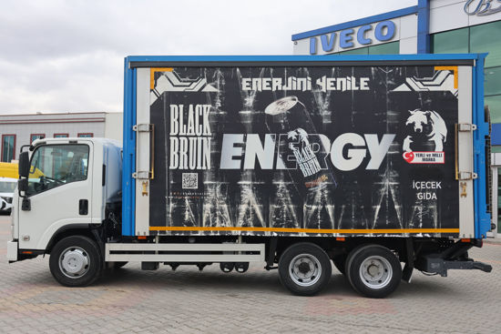 2022 MODEL NPR 3D ÇİFT YÖN KAYAR PERDELİ MEŞRUBAT KASALI KAMYON