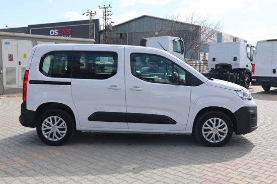 2023 MODEL FIAT DOBLO COMBİ 1.5 ﻿BLUEHDİ EASY 100 Hp