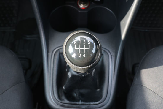 2013 MODEL VOLKSWAGEN POLO 1.2 TRENDLINE 70 Hp A/C