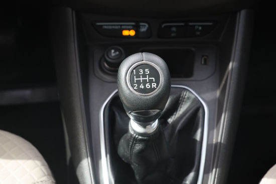 2020 MODEL FORD TOURNEO COURIER KOMBİ 1.5 TDCI TİTANIUM PLUS 100 Hp (OTOMOBİL RUHSATLI)