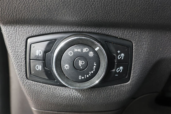 2020 MODEL FORD TOURNEO COURIER KOMBİ 1.5 TDCI TİTANIUM PLUS 100 Hp (OTOMOBİL RUHSATLI)