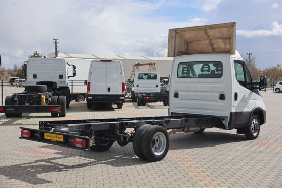 2021 MODEL DAİLY 35 C 16 4100 KAPALI POLYESTER KASALI KAMYONET