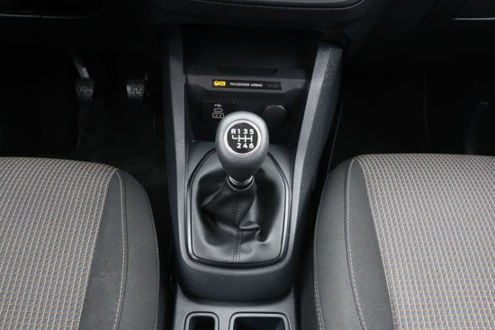 2024 MODEL FORD TOURNEO COURİER TREND 1.0 ECOBOOST 100 Hp