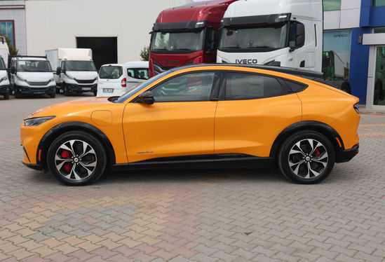 2023 MODEL FORD MUSTANG MACH-E 4X4 STANDART RANGE 270 Hp
