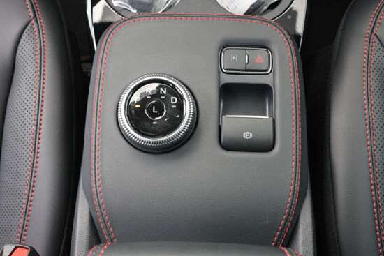 2023 MODEL FORD MUSTANG MACH-E 4X4 STANDART RANGE 270 Hp