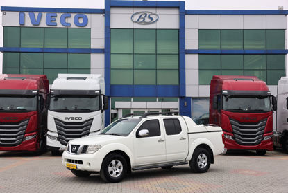 2010 MODEL NISSAN NAVARA 2.5 SE 4X2