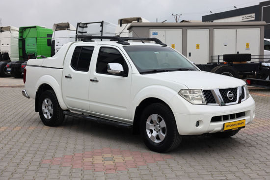 2010 MODEL NISSAN NAVARA 2.5 SE 4X2