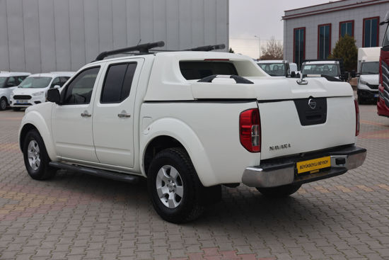 2010 MODEL NISSAN NAVARA 2.5 SE 4X2