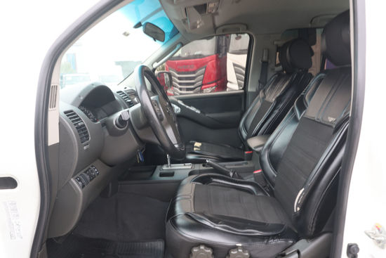 2010 MODEL NISSAN NAVARA 2.5 SE 4X2