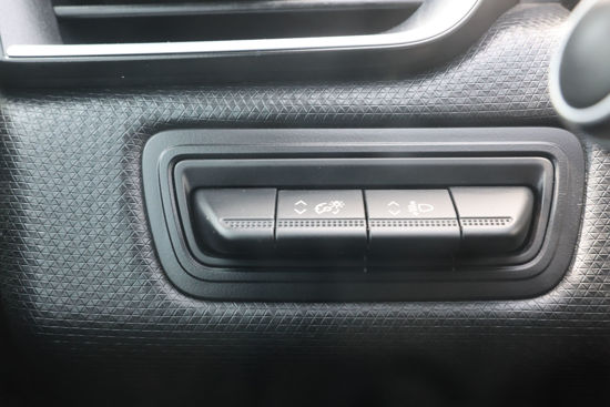 2020 MODEL RENAULT CLİO ICON 1.0 TCE EDC 100 Hp