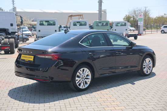 2025 MODEL SKODA OCTAVIA PRESTIGE 1.5 TSI MHEV DSG 150 Hp