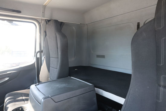 2017 MODEL MERCEDES-BENZ ATEGO 1518 6 TEKER KAYAR PERDELİ KASA KAMYON (YATAKLI)