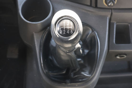 2017 MODEL MERCEDES-BENZ ATEGO 1518 6 TEKER KAYAR PERDELİ KASA KAMYON (YATAKLI)