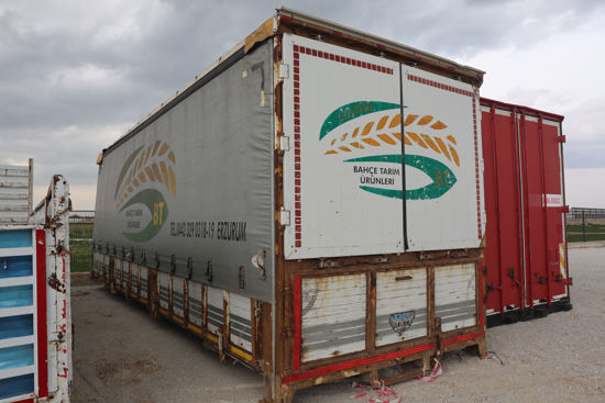 KAYAR PERDELİ AHŞAP KASA