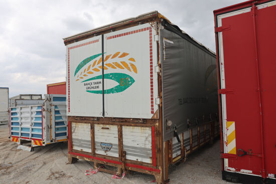 KAYAR PERDELİ AHŞAP KASA