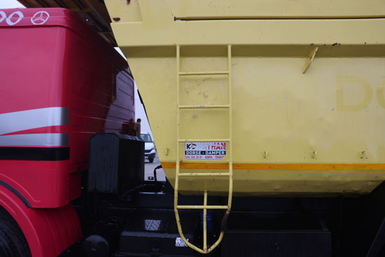 2000 MODEL MERCEDES-BENZ AXOR 3224 HARDOX DAMPERLİ KAMYON (YATAKLI)