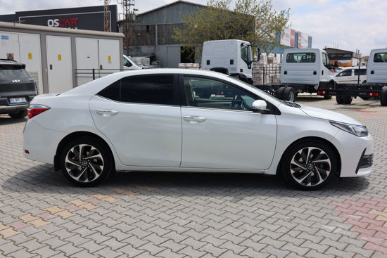 2017 MODEL TOYOTA COROLLA 1.4D PREMIUM 50.YIL 90 Hp