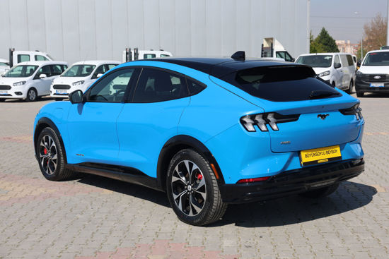 2023 MODEL FORD MUSTANG MACH-E 4X4 STANDART RANGE 270 Hp