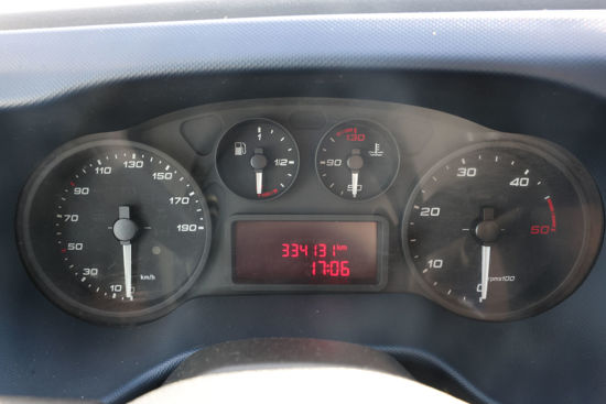 2021 MODEL IVECO DAILY 35 C 16 4100 KAPALI KASA KAMYONET